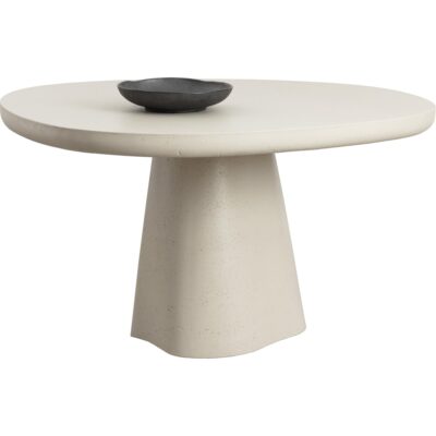 Outdoor Dining Tables