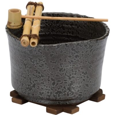 Alternative view of Shokubutsu Kuro Vessel