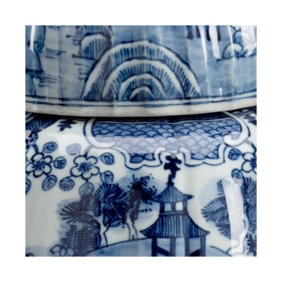 Alternative view of Lidded Spencer Vase