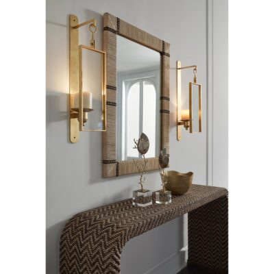 Alternative view of Newton Mirror