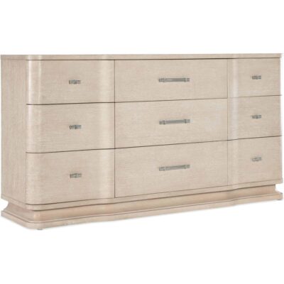 Dressers & Chests