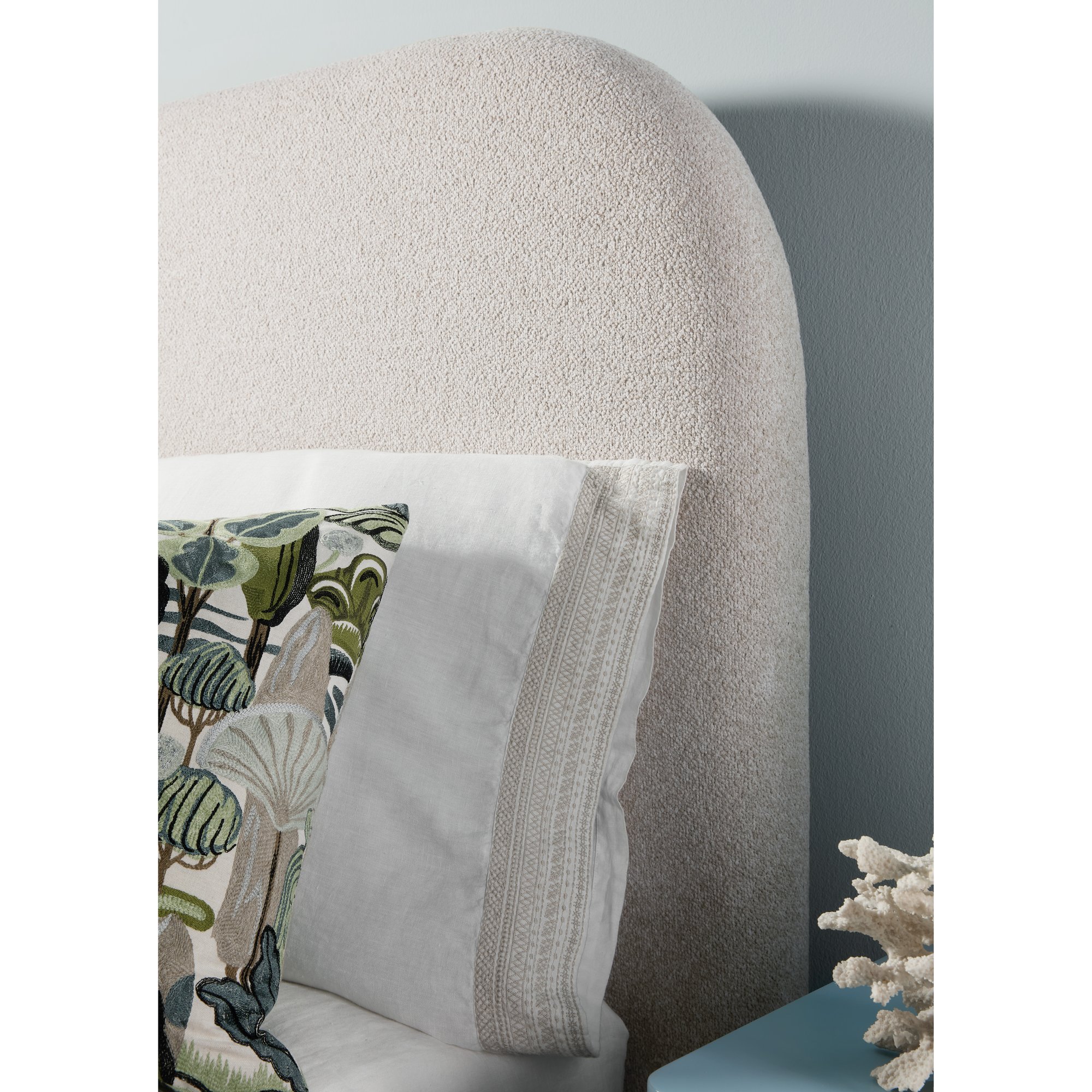 Commerce and Market Bridget King Upholstered Bed 5 Commerce and Market Bridget King Upholstered Bed - Image 5