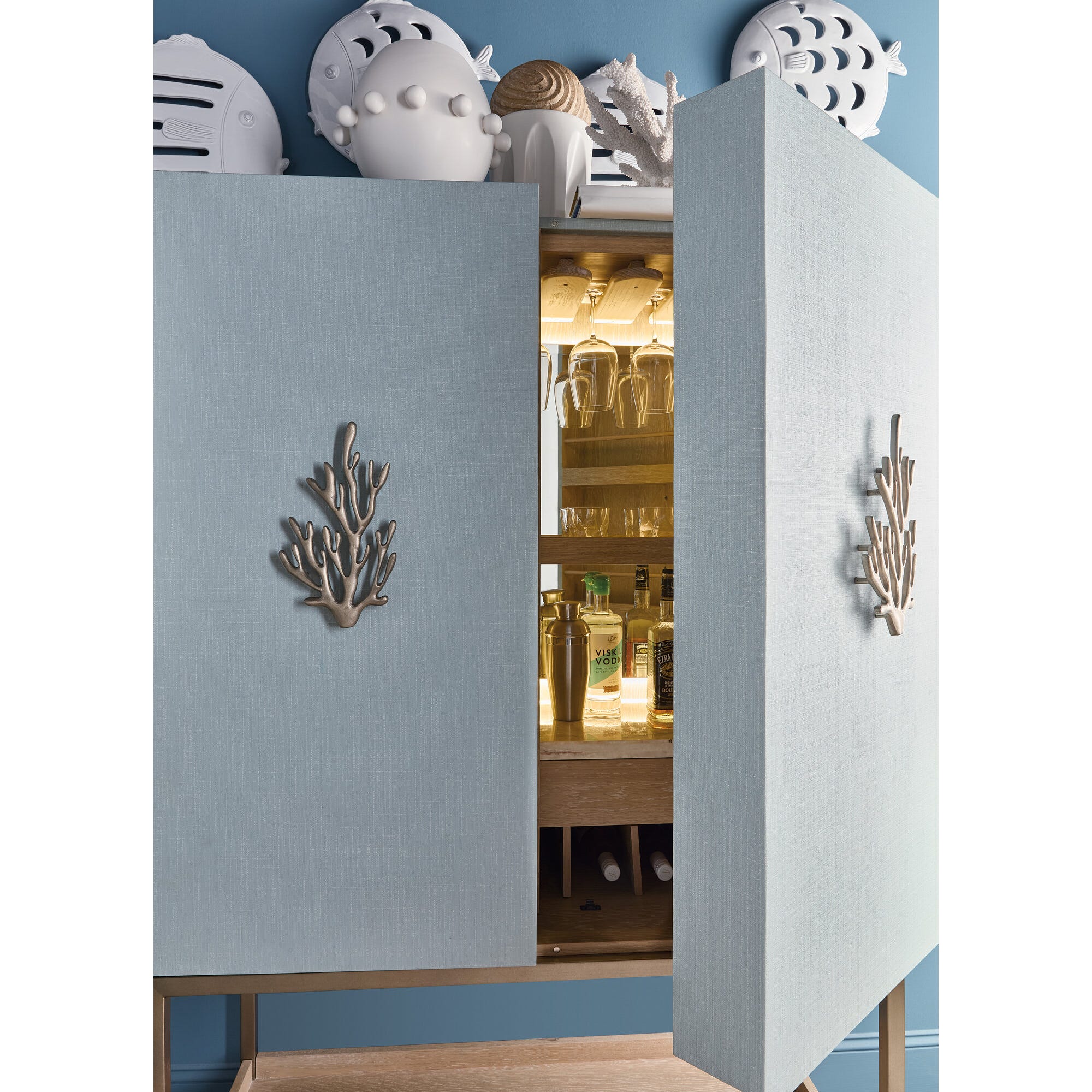 Margaritaville Gulfstream Bar Cabinet - Image 9