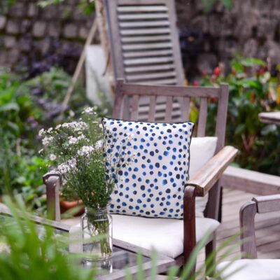 Alternative view of Lustra Pillow