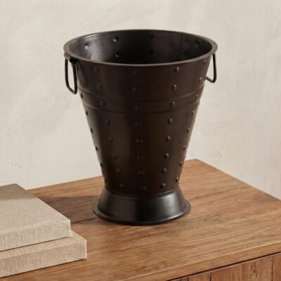 Alternative view of Zelda Vase