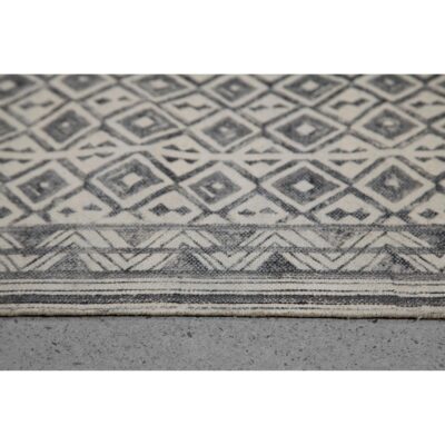 Alternative view of Tusca 5' x 8' Rug