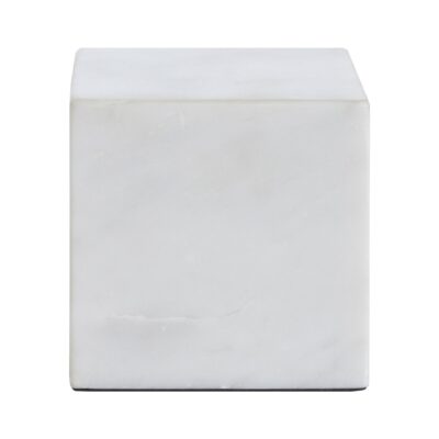 Alternative view of Relica Statue